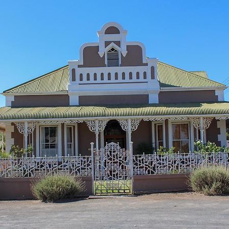 Carmel Villa B&B Or Self-Catering Calvinia Esterno foto