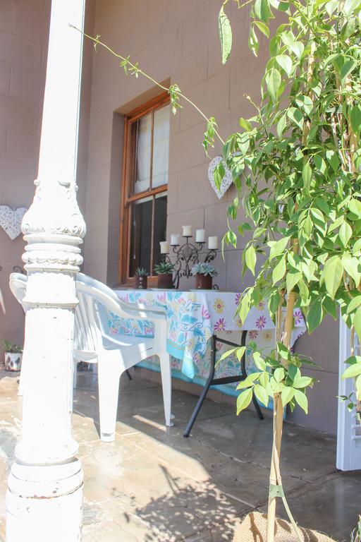 Carmel Villa B&B Or Self-Catering Calvinia Esterno foto