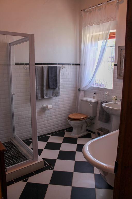 Carmel Villa B&B Or Self-Catering Calvinia Esterno foto